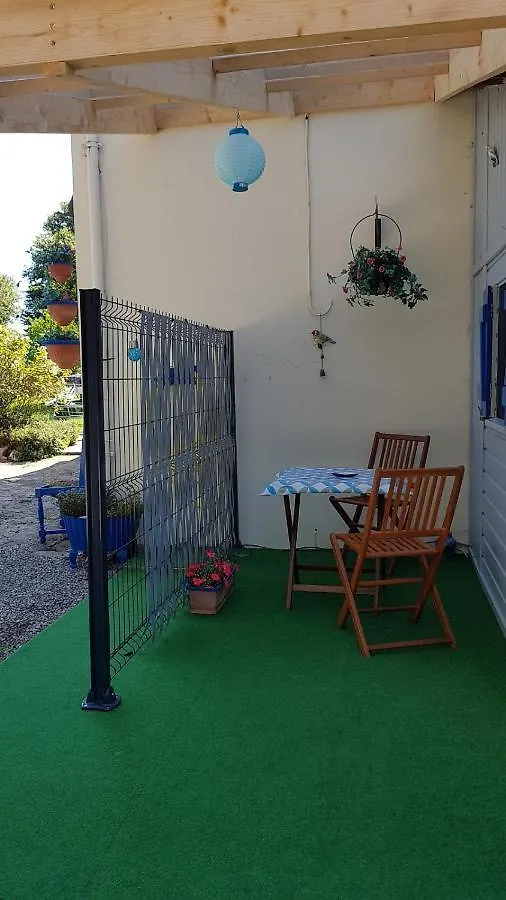 Bungalow De Kermoal Trebrivan Bed & Breakfast
